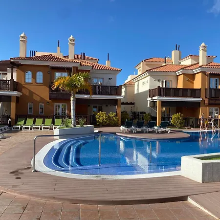 Monte Carrera Sunrise & Sunset Apartament *