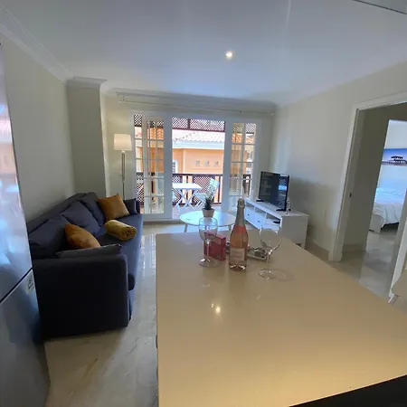 Monte Carrera Sunrise & Sunset アパート